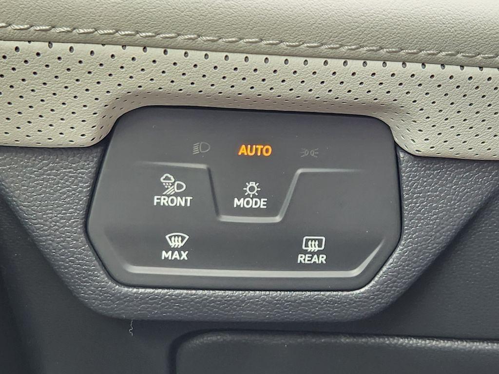 new 2026 Volkswagen Atlas Cross Sport car