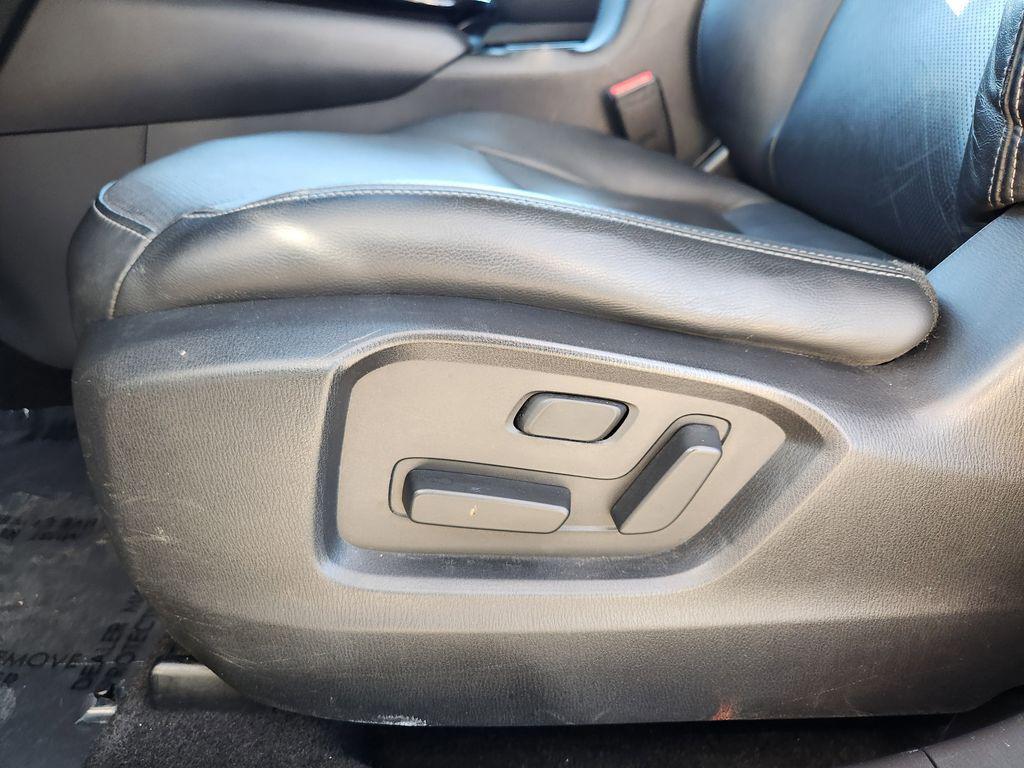 used 2023 Mazda CX-9 car, priced at $21,797