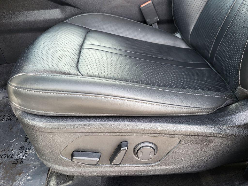 used 2024 Kia Sorento car, priced at $26,477