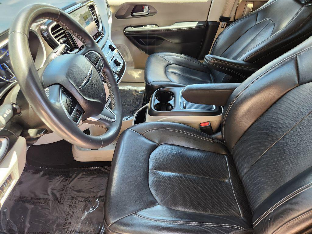 used 2022 Chrysler Pacifica car, priced at $21,148