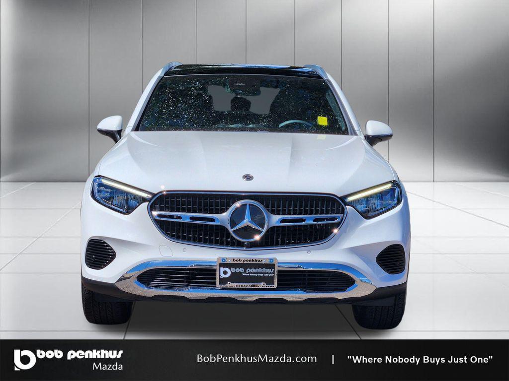 Mercedes-Benz GLC view 22