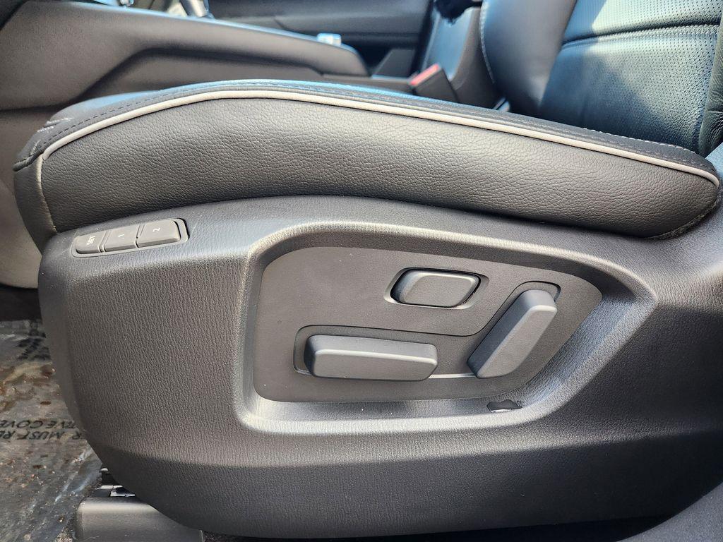 new 2025 Mazda CX-5 car, priced at $33,253