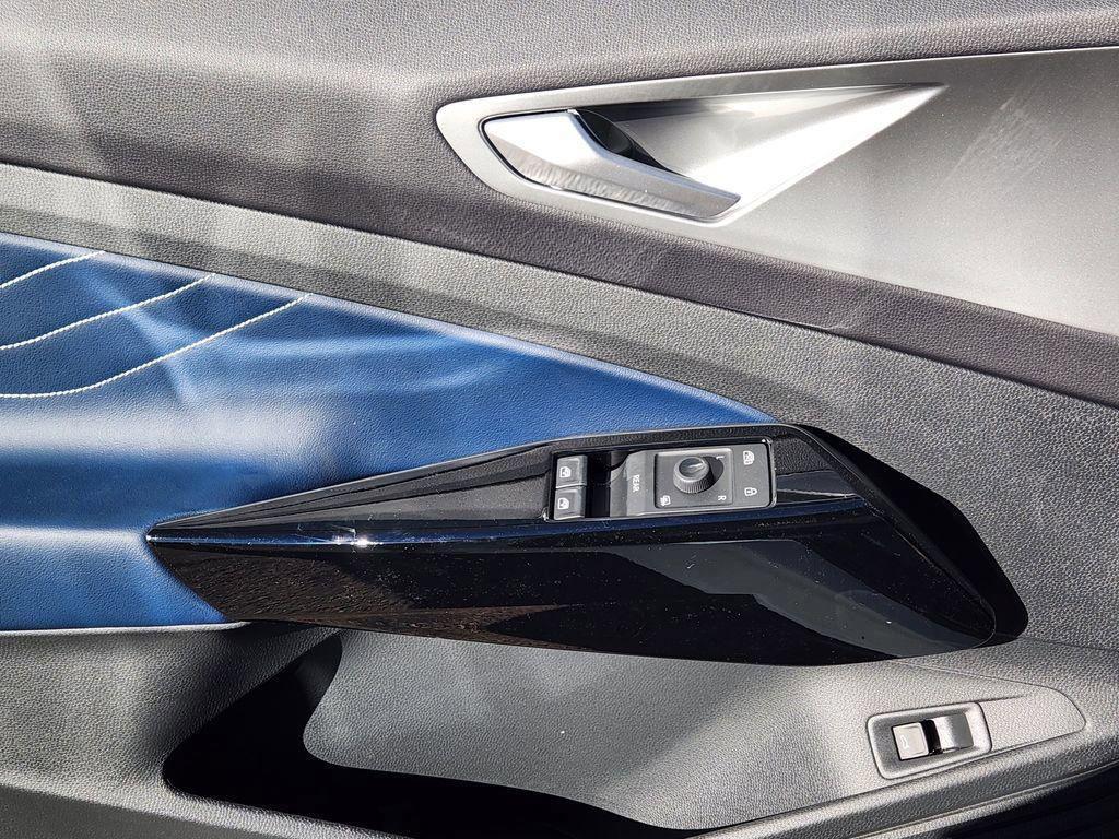 new 2026 Volkswagen ID.4 car