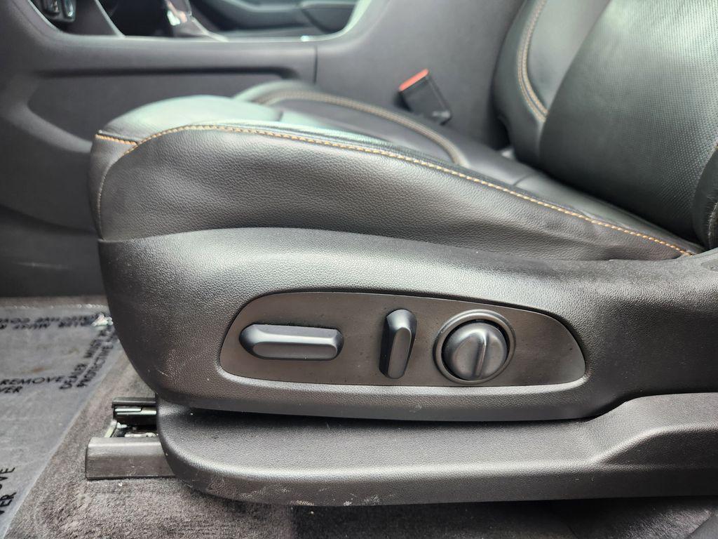 used 2020 Chevrolet Traverse car, priced at $19,999