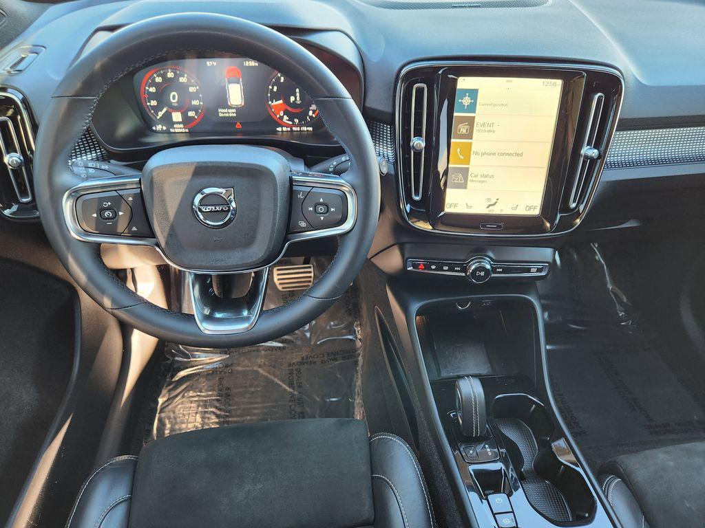 used 2022 Volvo XC40 car, priced at $26,797