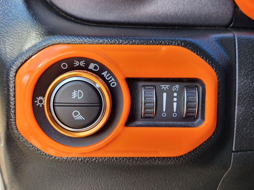 used 2022 Jeep Gladiator car, priced at $38,697