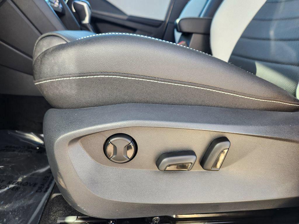 new 2026 Volkswagen Taos car
