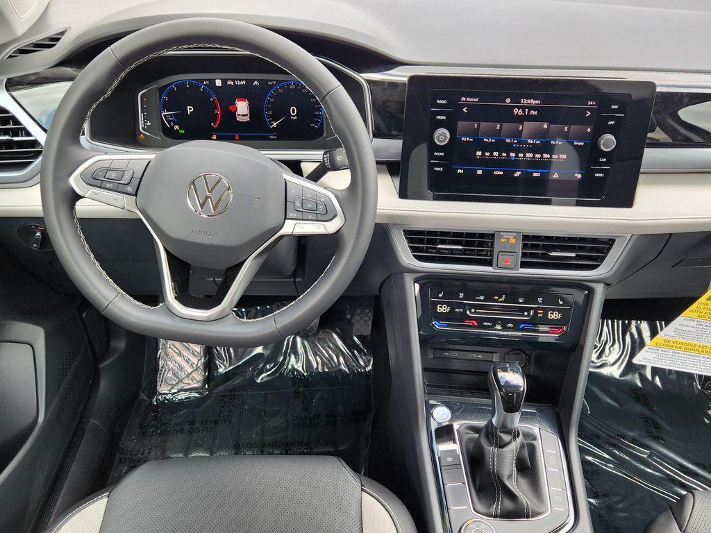 new 2026 Volkswagen Taos car