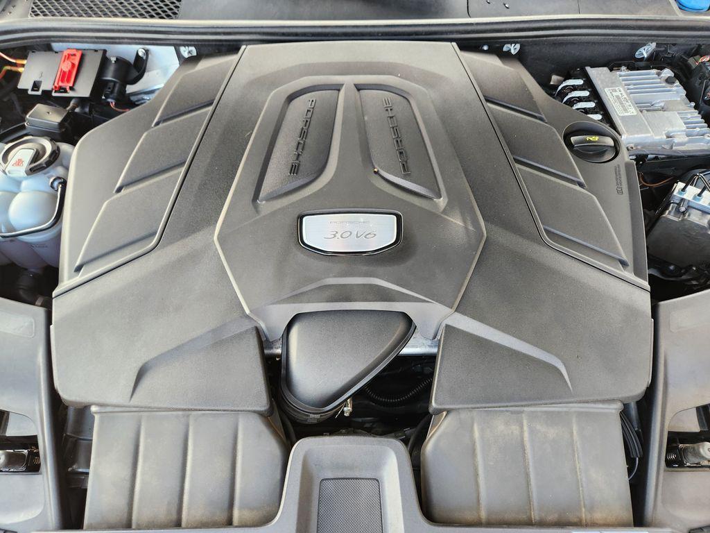 used 2019 Porsche Cayenne car, priced at $27,817