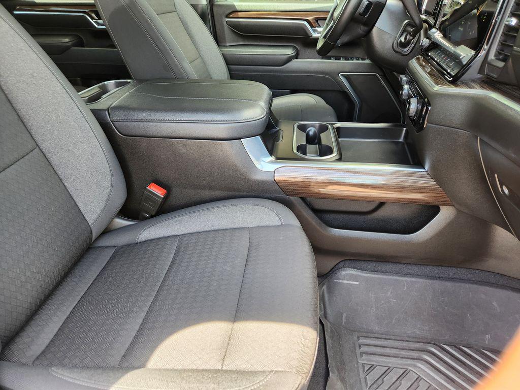 used 2025 Chevrolet Silverado 2500 car, priced at $59,679