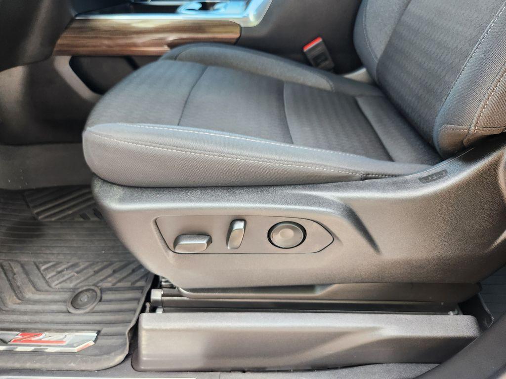 used 2025 Chevrolet Silverado 2500 car, priced at $59,679