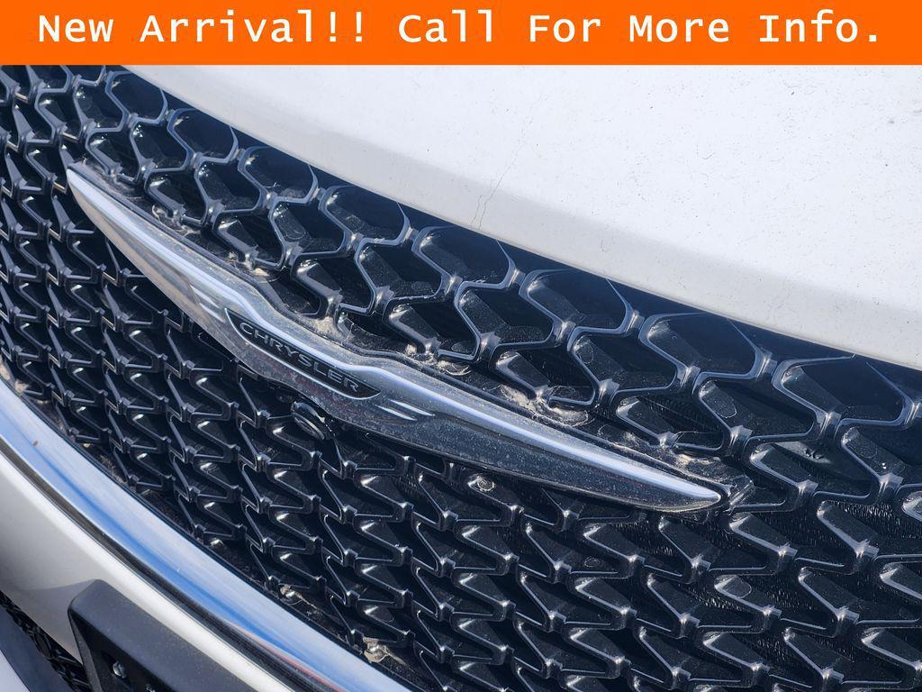 used 2022 Chrysler Pacifica Hybrid car, priced at $25,797