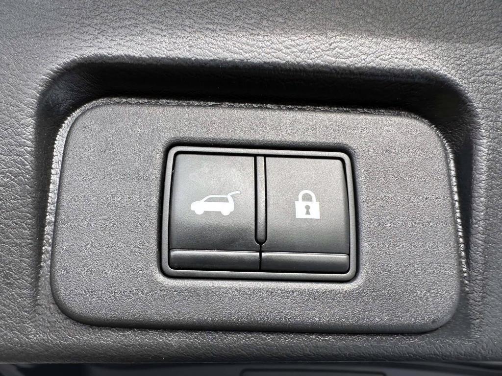 used 2022 Nissan Rogue car, priced at $22,593