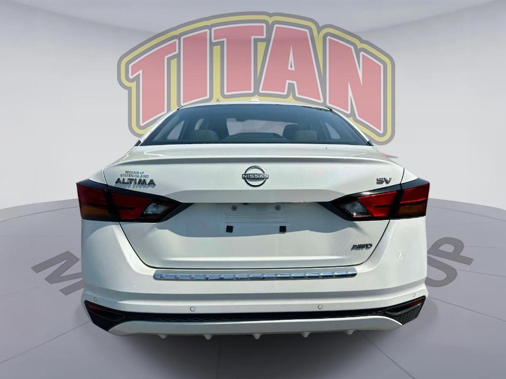 used 2023 Nissan Altima car, priced at $22,334
