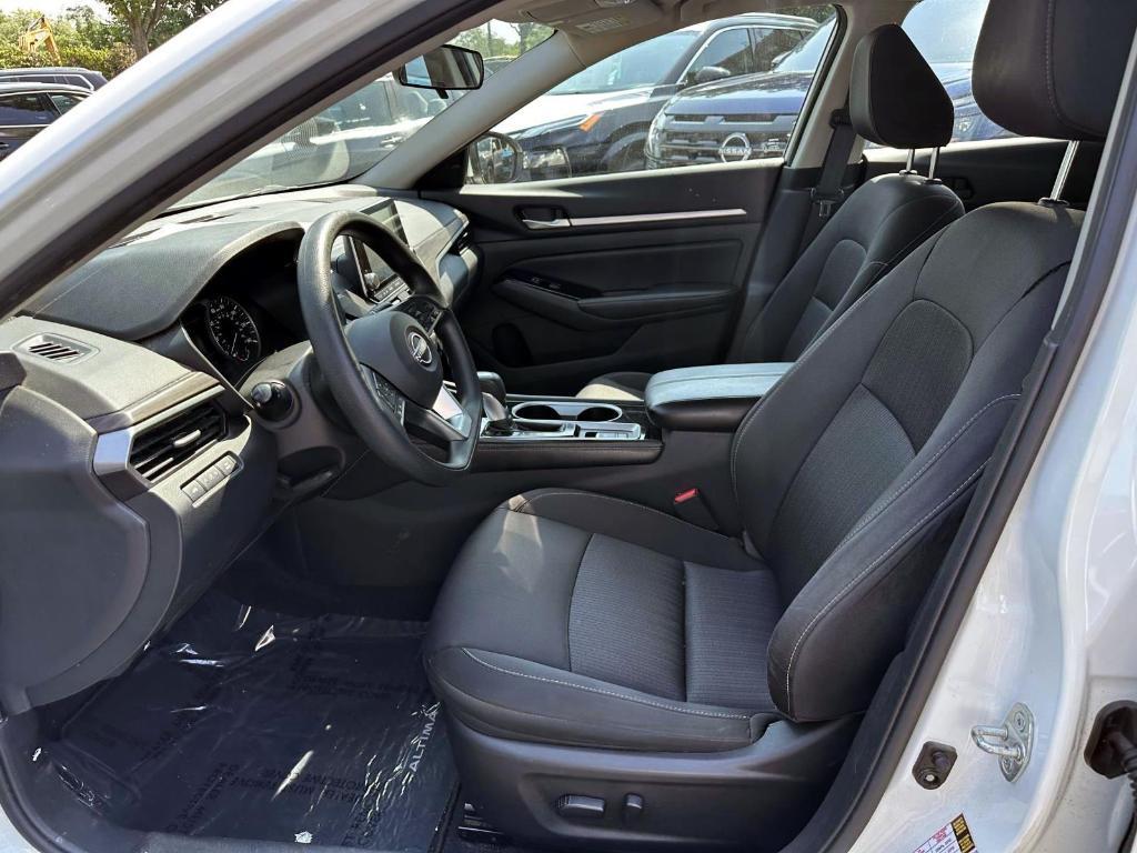 used 2023 Nissan Altima car, priced at $22,334