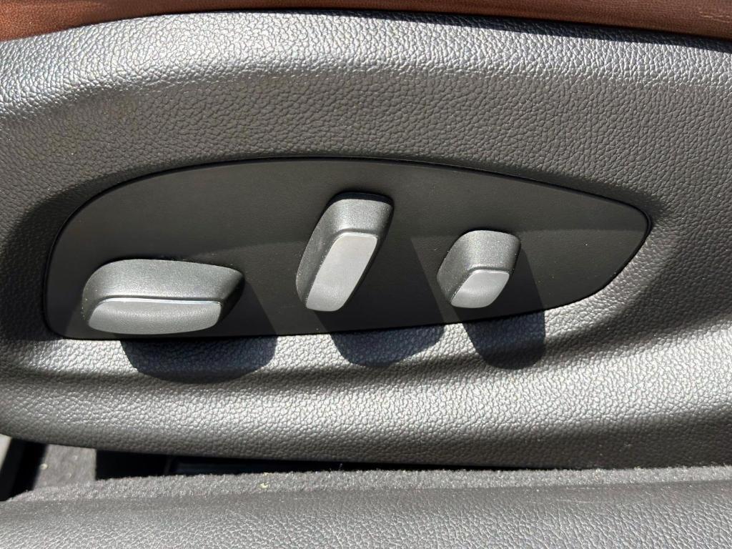 used 2016 Cadillac XTS car, priced at $14,525