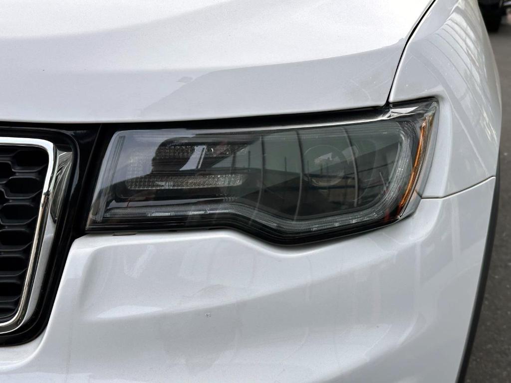 used 2021 Jeep Grand Cherokee car, priced at $27,985