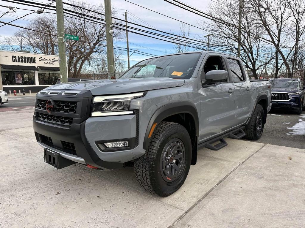 used 2025 Nissan Frontier car