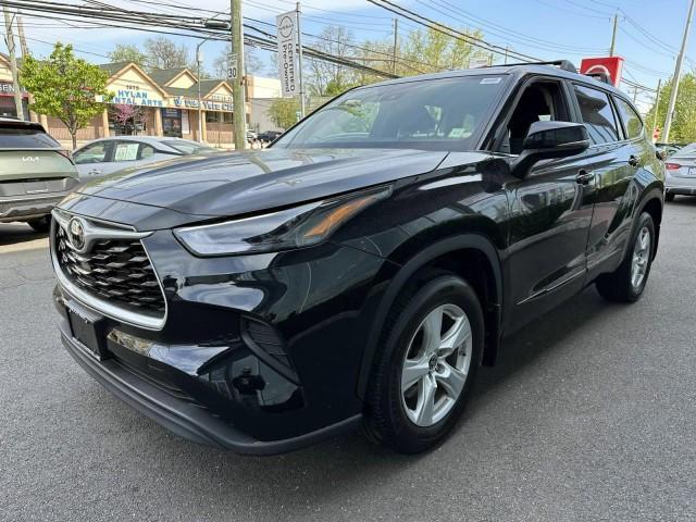 used 2023 Toyota Highlander car, priced at $35,895