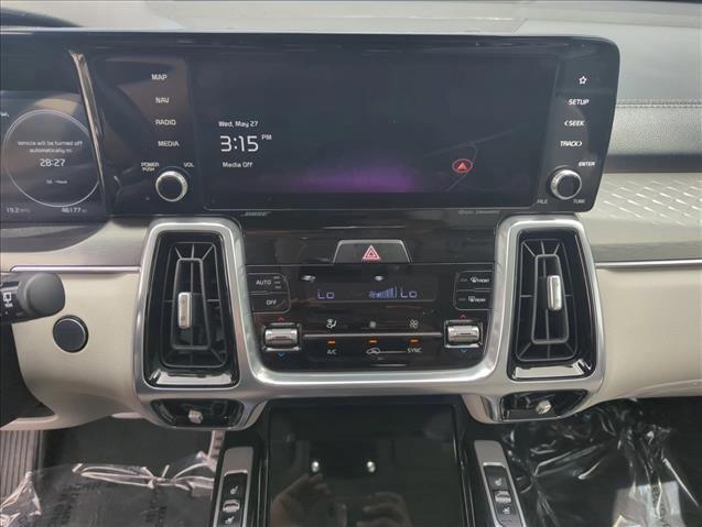 used 2023 Kia Sorento car, priced at $30,923