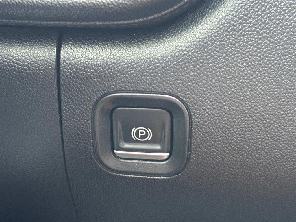 used 2021 GMC Sierra 2500 car, priced at $59,998