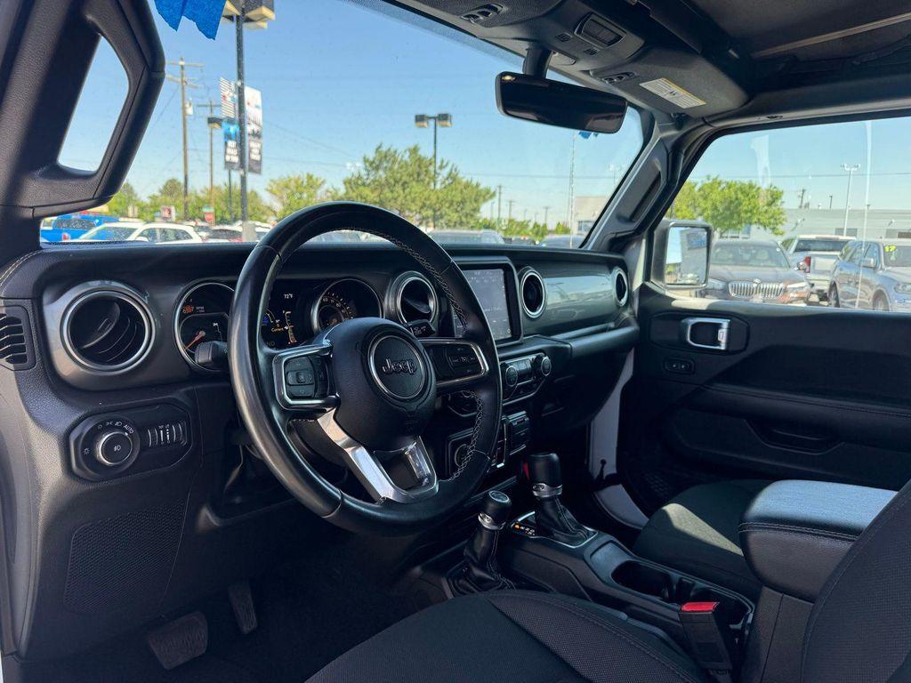 used 2022 Jeep Wrangler Unlimited car, priced at $31,299