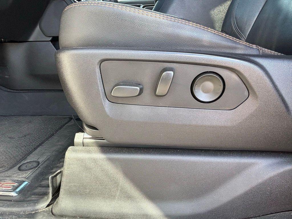 used 2023 GMC Sierra 1500 car, priced at $45,499