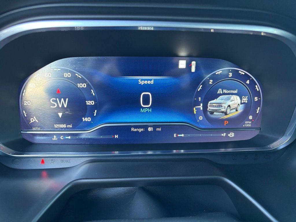 used 2022 Chevrolet Suburban car, priced at $35,490