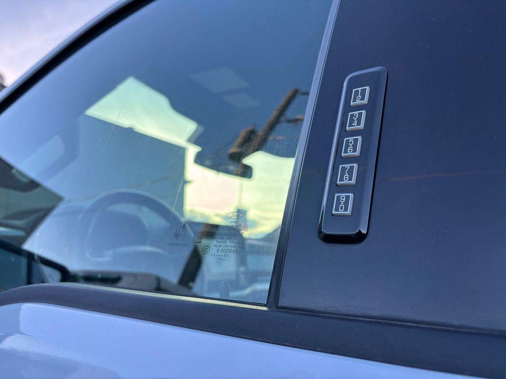 used 2021 Ford F-150 car, priced at $31,900