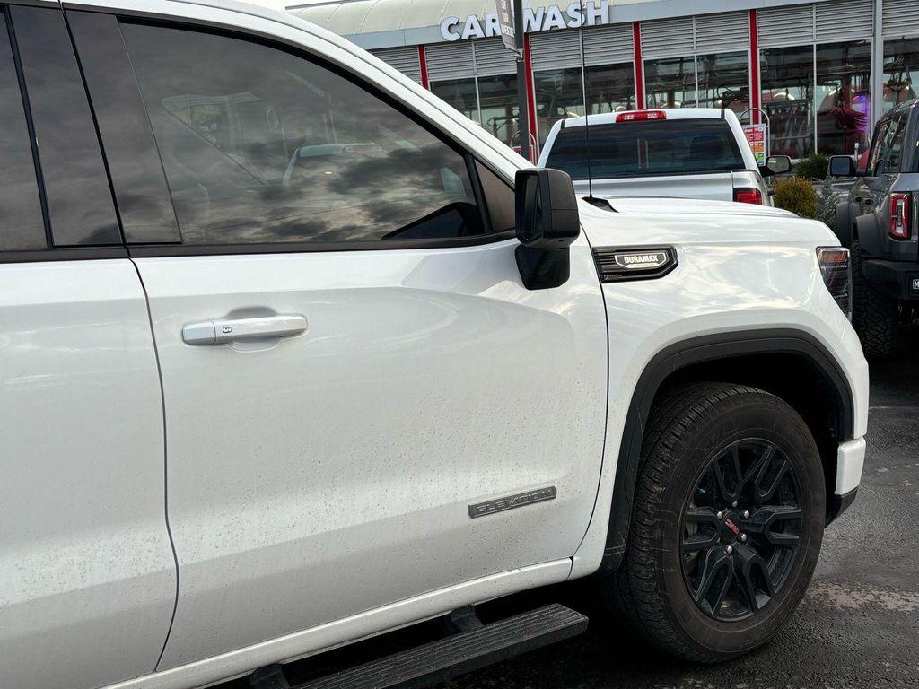 used 2024 GMC Sierra 1500 car, priced at $48,999
