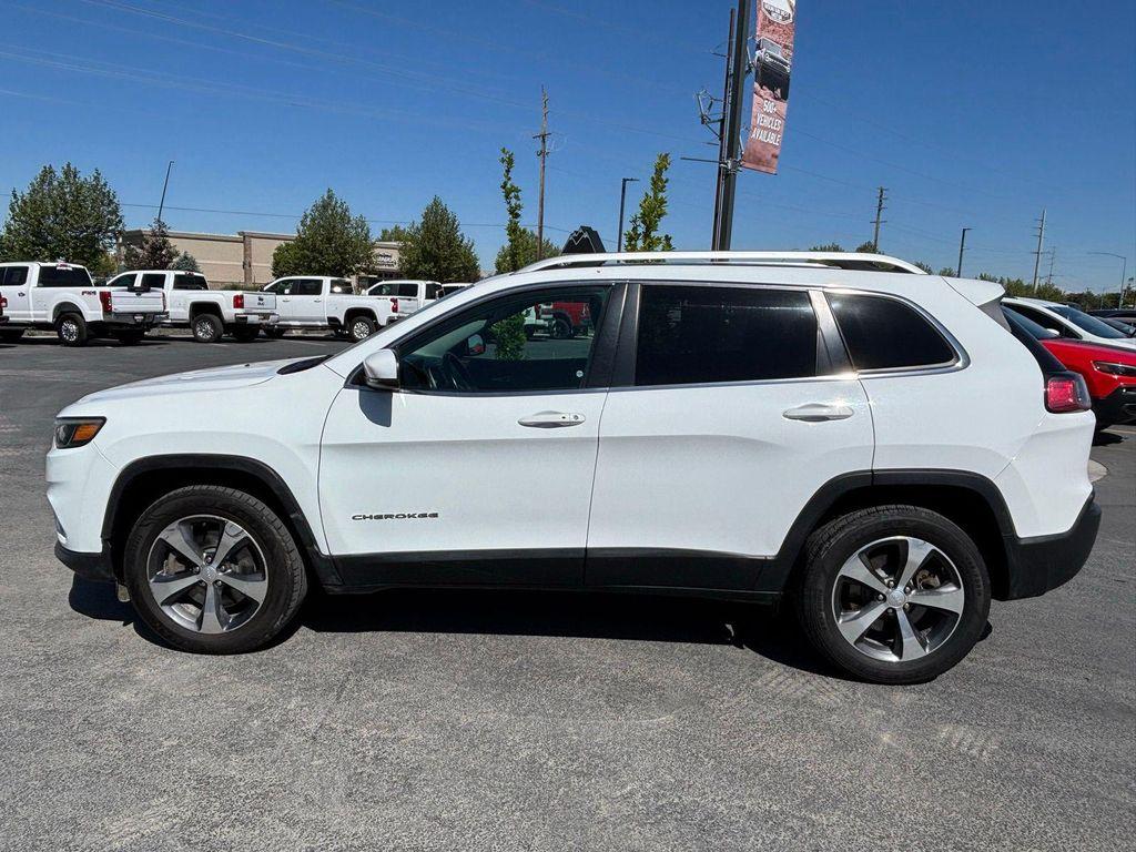 used 2019 Jeep Cherokee car, priced at $13,799