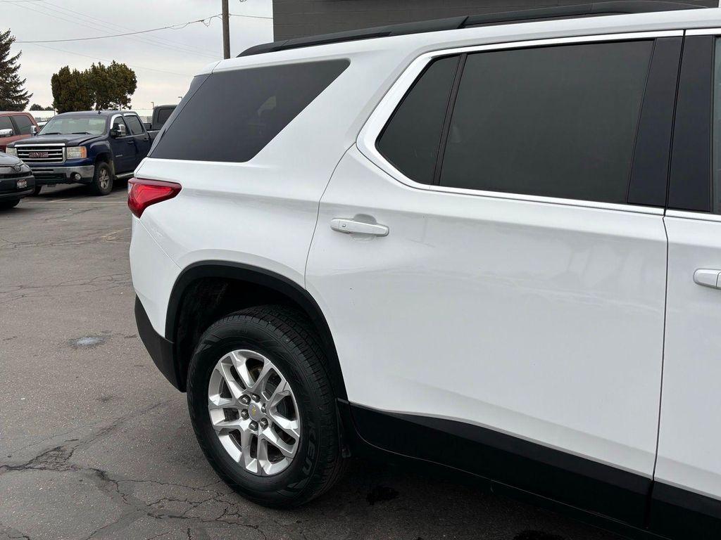 used 2021 Chevrolet Traverse car, priced at $18,900