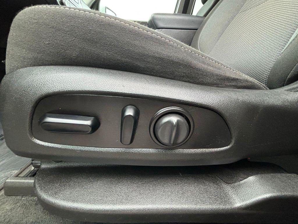 used 2021 Chevrolet Traverse car, priced at $18,900