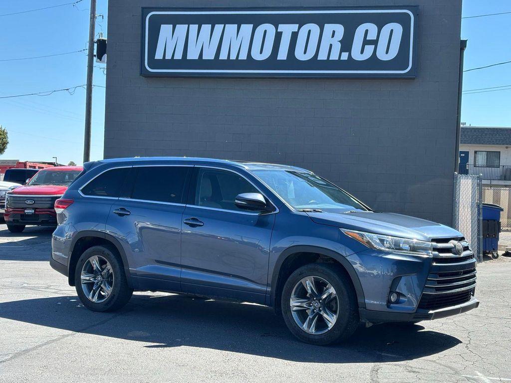 used 2018 Toyota Highlander car, priced at $23,399