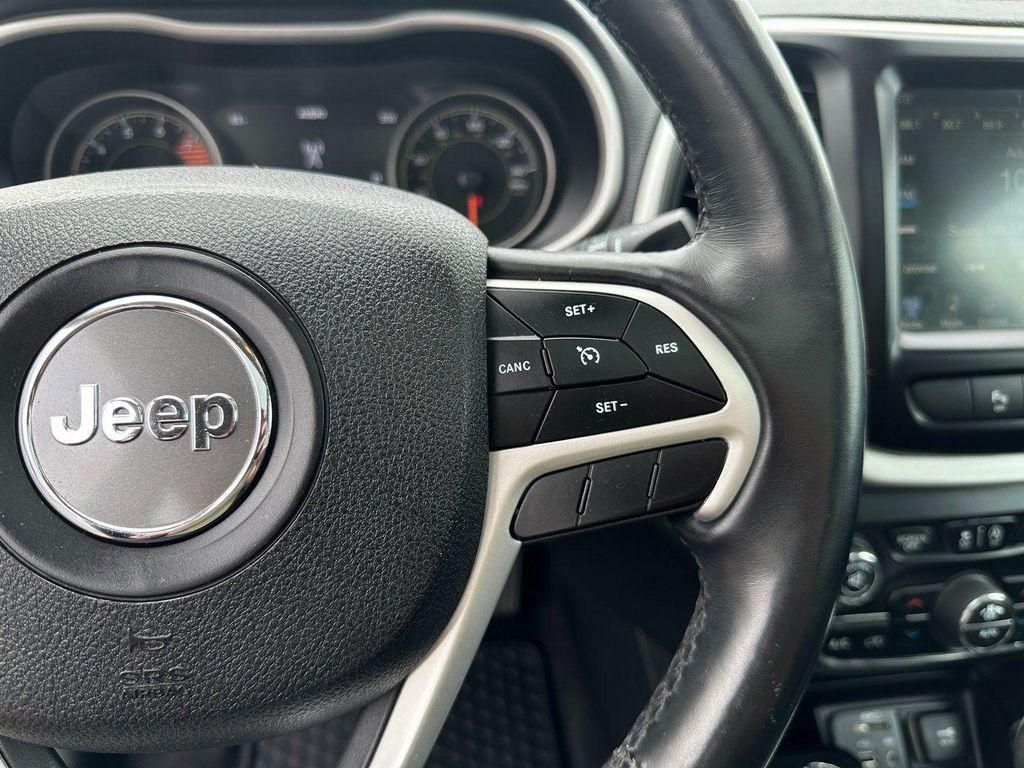 used 2018 Jeep Cherokee car, priced at $18,607