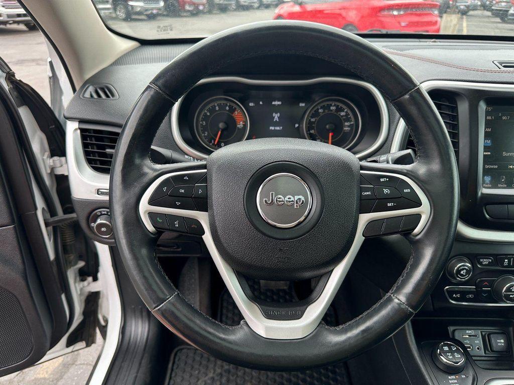 used 2018 Jeep Cherokee car, priced at $18,607