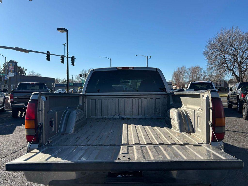 used 2002 Chevrolet Silverado 2500 car, priced at $5,999