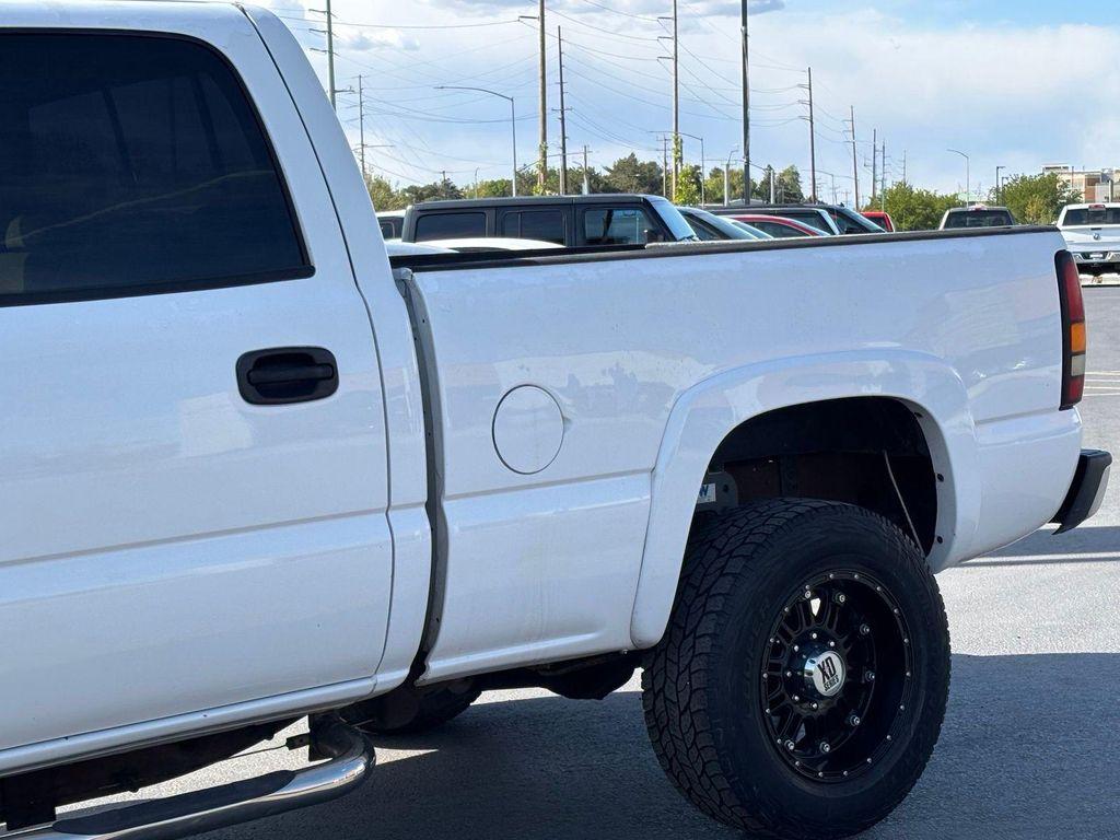 used 2004 GMC Sierra 2500 car, priced at $14,489
