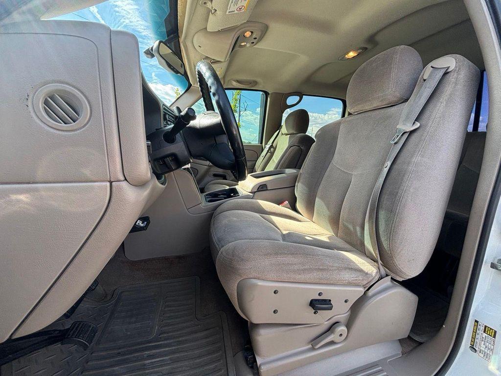 used 2004 GMC Sierra 2500 car, priced at $14,489