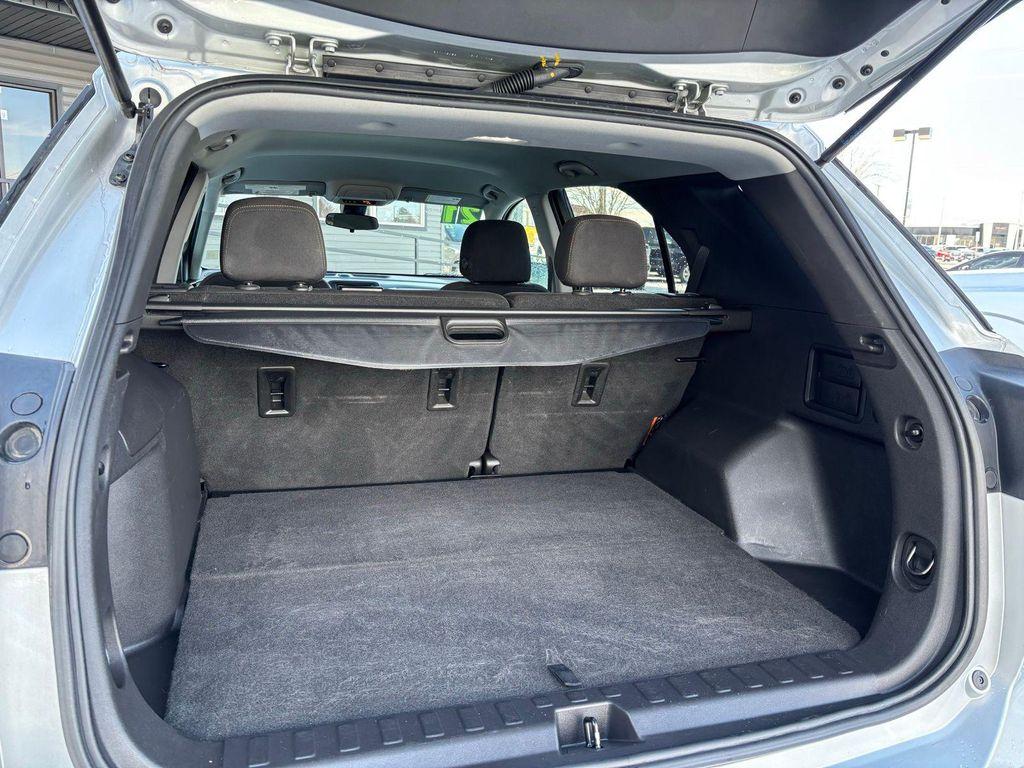 used 2021 Chevrolet Equinox car, priced at $14,990