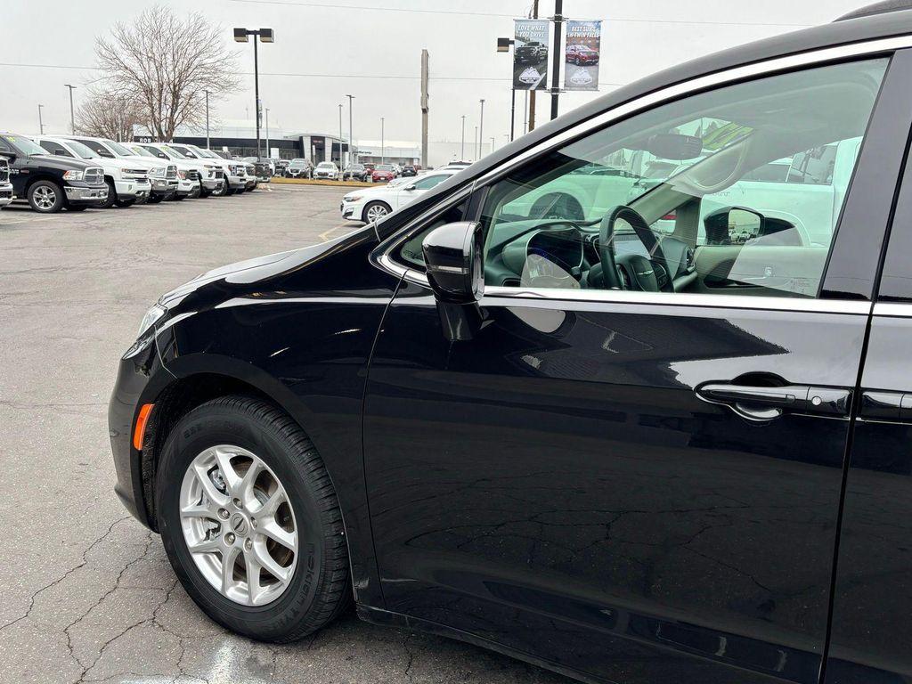 used 2022 Chrysler Pacifica car, priced at $21,449