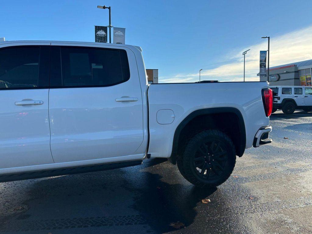 used 2022 GMC Sierra 1500 car, priced at $45,495