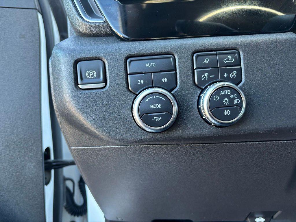 used 2023 GMC Sierra 1500 car, priced at $40,499