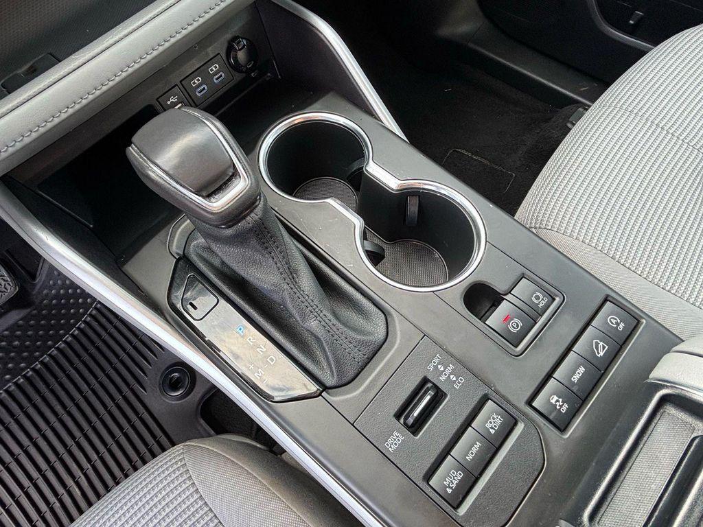 used 2022 Toyota Highlander car, priced at $25,980