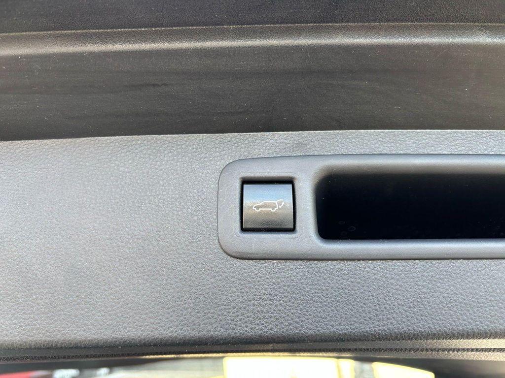 used 2022 Toyota Highlander car, priced at $25,980