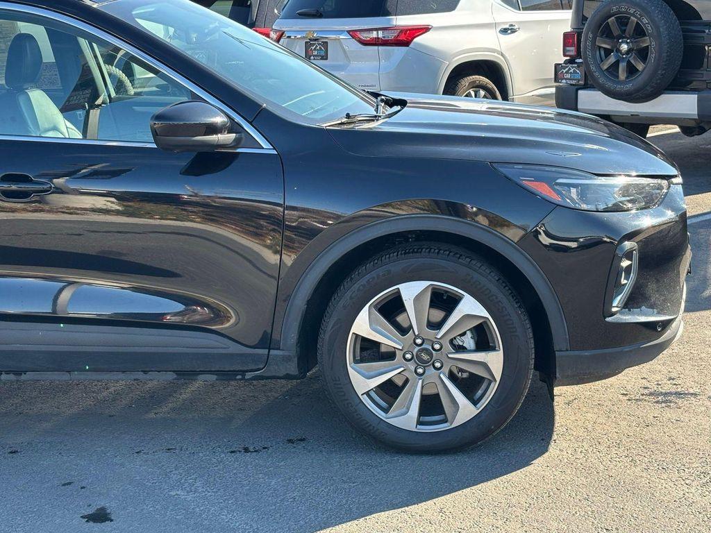 used 2023 Ford Escape car, priced at $25,999