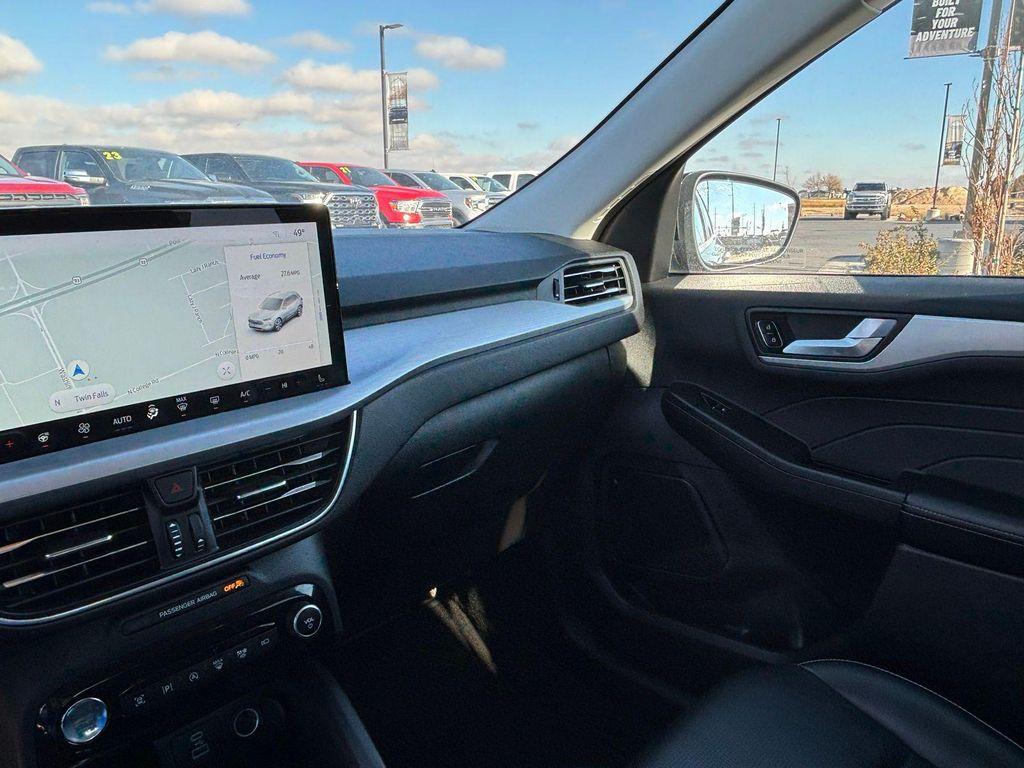 used 2023 Ford Escape car, priced at $25,999