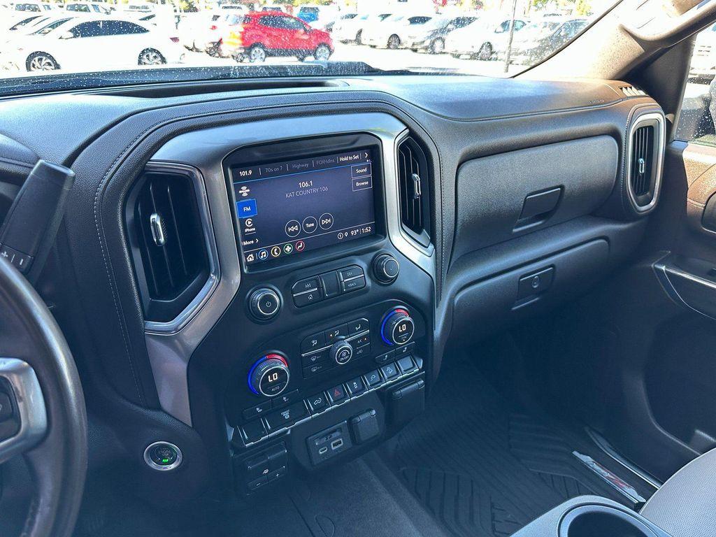 used 2022 Chevrolet Silverado 2500 car, priced at $51,900