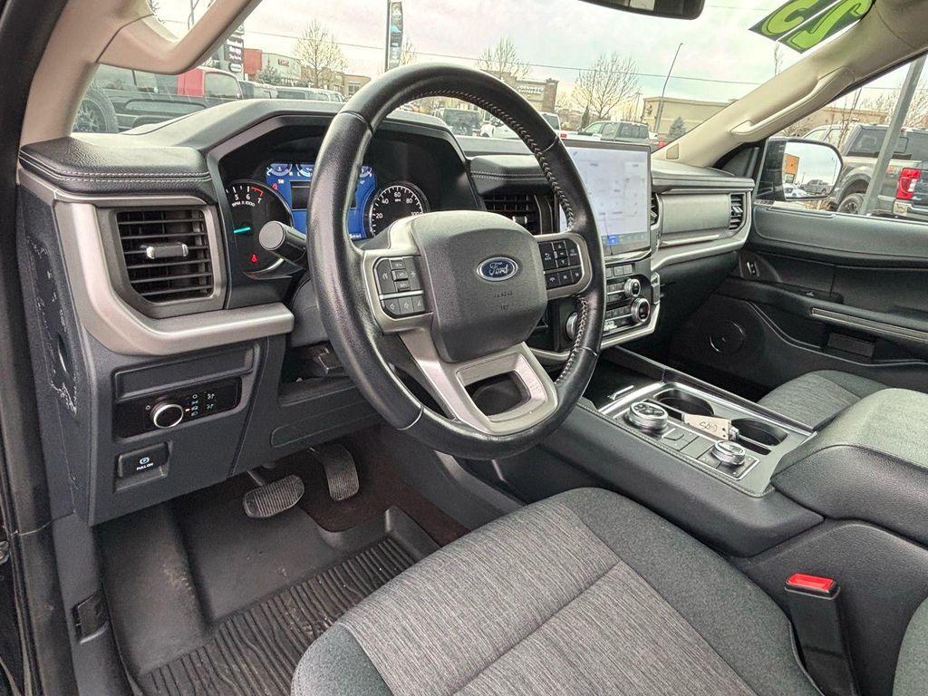 used 2023 Ford Expedition car, priced at $46,280