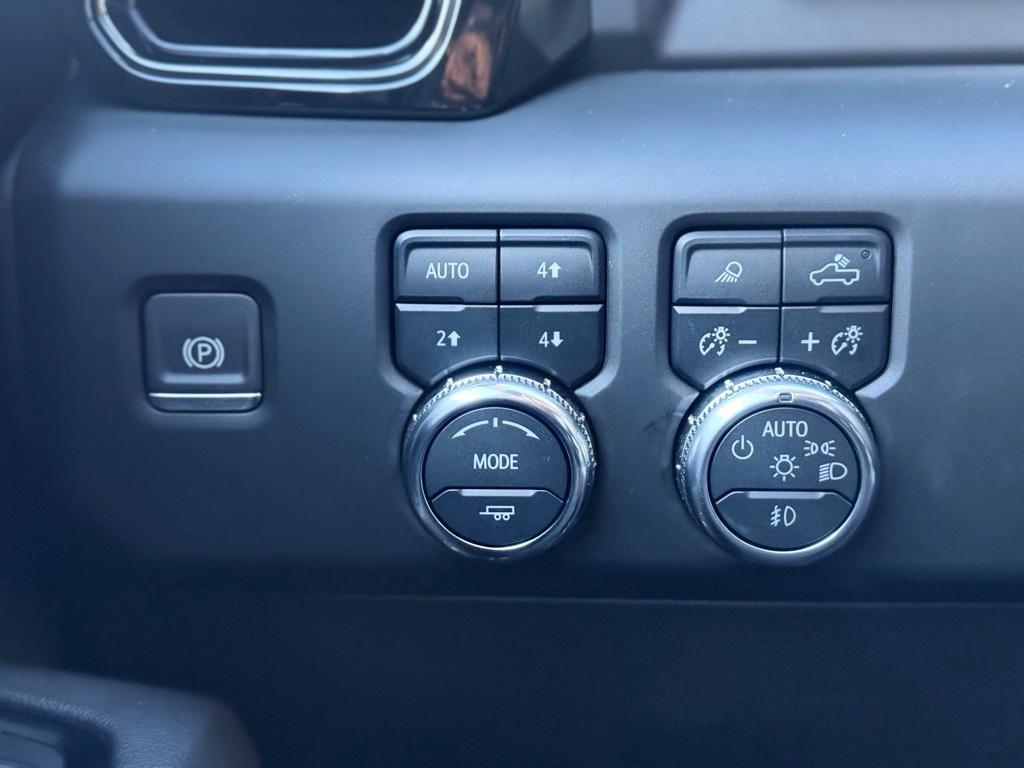 used 2024 GMC Sierra 2500 car, priced at $70,999